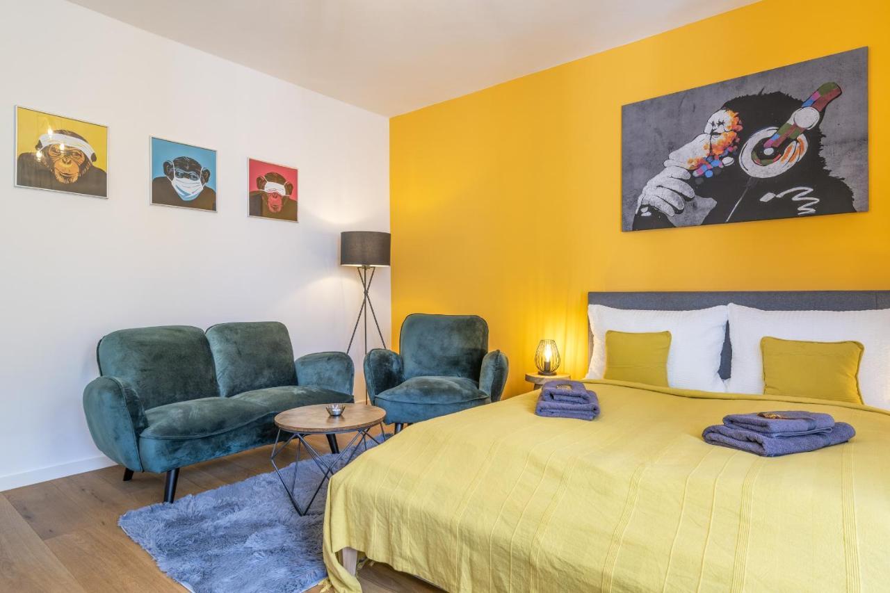 וולפסבורג Free Living - Jungle Design Apartments, Zentrum, Parkplatz, Kueche, Wlan מראה חיצוני תמונה